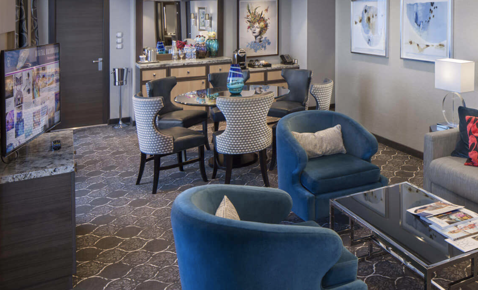 Royal Caribbean Spectrum of the Seas Family Junior Suite.png